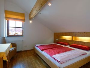 23960334-Ferienwohnung-6-Lenggries-300x225-3