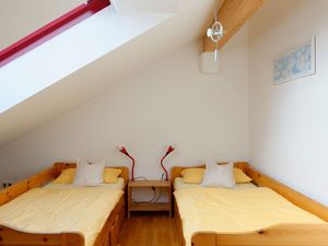 23960334-Ferienwohnung-6-Lenggries-300x225-4