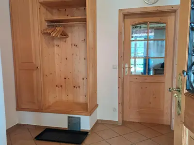 Eingangsbereich mit Garderobe