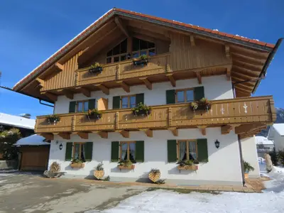 Haus Kobinger im Winter