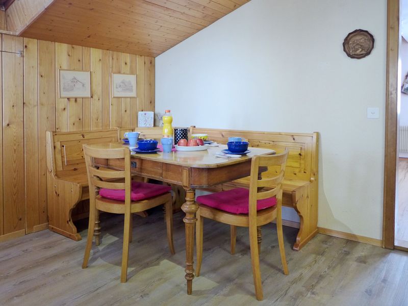 23836918-Ferienwohnung-4-Lenk im Simmental-800x600-2