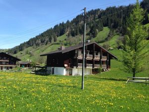 Ferienwohnung für 6 Personen in Lenk im Simmental