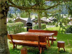 Gartensitzplatz mit Cheminée