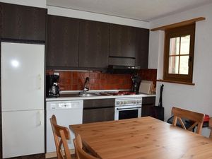 18956986-Ferienwohnung-6-Lenk im Simmental-300x225-5