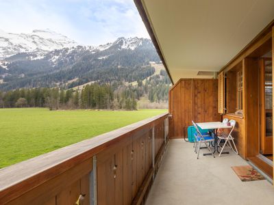 Aussicht vom Balkon im Frühling