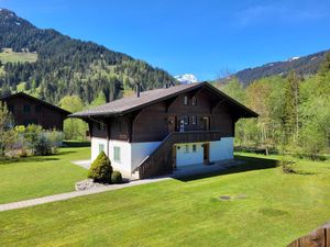 22256899-Ferienwohnung-4-Lenk im Simmental-300x225-3