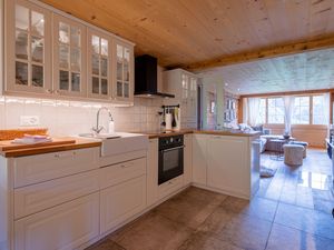 23499282-Ferienwohnung-4-Lenk im Simmental-300x225-2