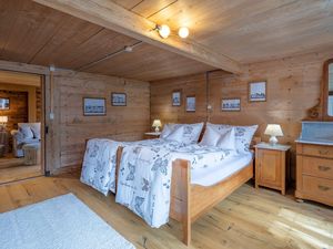 23499282-Ferienwohnung-4-Lenk im Simmental-300x225-3