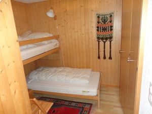 20897131-Ferienwohnung-4-Lenk im Simmental-300x225-5