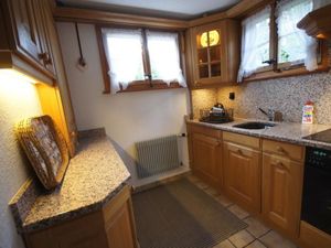 23841825-Ferienwohnung-2-Lenk im Simmental-300x225-3