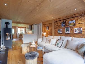 23860141-Ferienwohnung-4-Lenk im Simmental-300x225-0