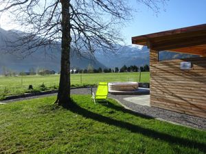 23837413-Ferienwohnung-5-Lenk im Simmental-300x225-2