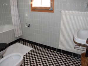 23845450-Ferienwohnung-8-Lenk im Simmental-300x225-5