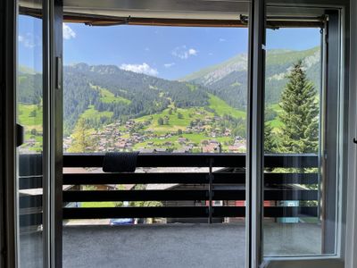 Fenster mit Balkon