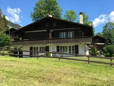 Wohnung im 1. Stock rechts