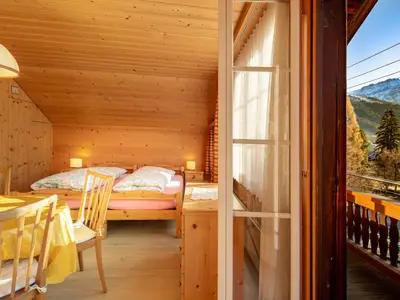 Schlafzimmer 1