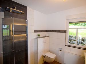 23921243-Ferienwohnung-4-Lennestadt-300x225-3