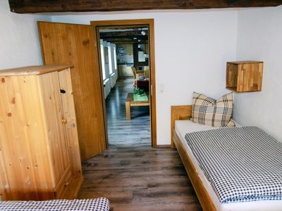 Dies ist das Schlafzimmer 1 der Ferienwohnung Waldblick