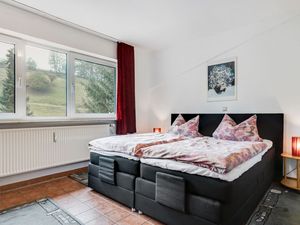 19341289-Ferienwohnung-2-Lennestadt-300x225-3