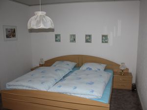 23444823-Ferienwohnung-4-Lennestadt-300x225-4