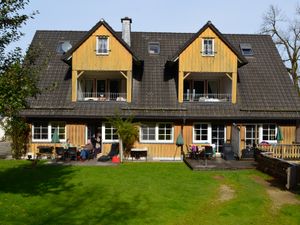 23323235-Ferienwohnung-4-Lennestadt-300x225-1