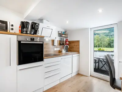 KITCHEN, INSIDE