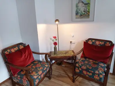 Photo, INSIDE, OUTSIDE