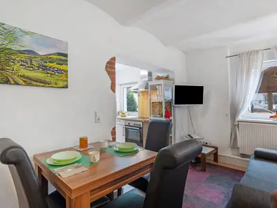 Photo, INSIDE, OUTSIDE