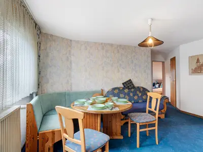 Photo, INSIDE, OUTSIDE