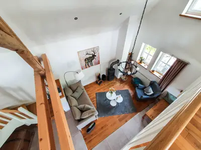 Photo, INSIDE, OUTSIDE