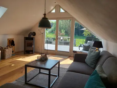 Photo, INSIDE, OUTSIDE