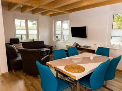 Photo, INSIDE, OUTSIDE