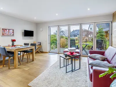 Photo, INSIDE, OUTSIDE