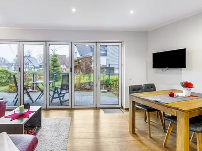 Photo, INSIDE, OUTSIDE