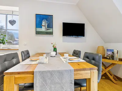 Photo, INSIDE, OUTSIDE