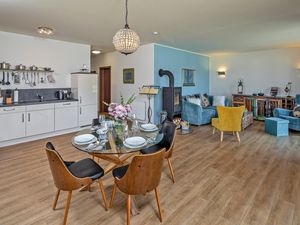 23993145-Ferienwohnung-4-Lenz-300x225-2