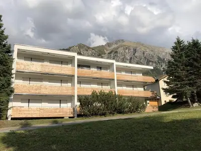 Ferienwohnung für 4 Personen (70 m²) in Lenzerheide/Lai 1/10