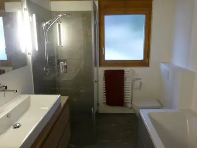 Badezimmer 1