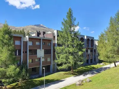 Ferienwohnung für 3 Personen (48 m²) in Lenzerheide/Lai 8/9