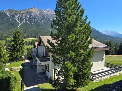 Ferienwohnung für 6 Personen (120 m²) in Lenzerheide/Lai 1/10