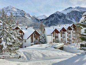 18595496-Ferienwohnung-4-Lenzerheide/Lai-300x225-1