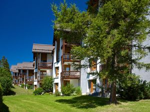 18594867-Ferienwohnung-4-Lenzerheide/Lai-300x225-1