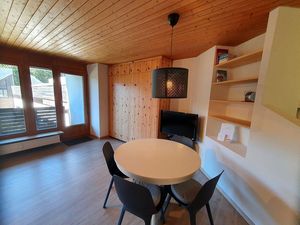 18595225-Ferienwohnung-4-Lenzerheide/Lai-300x225-3