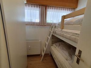 18595225-Ferienwohnung-4-Lenzerheide/Lai-300x225-5