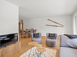 23498236-Ferienwohnung-4-Lenzerheide/Lai-300x225-3