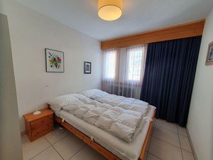 23590521-Ferienwohnung-4-Lenzerheide/Lai-300x225-5