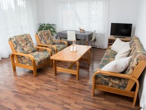 23492308-Ferienwohnung-4-Lenzerheide/Lai-300x225-4