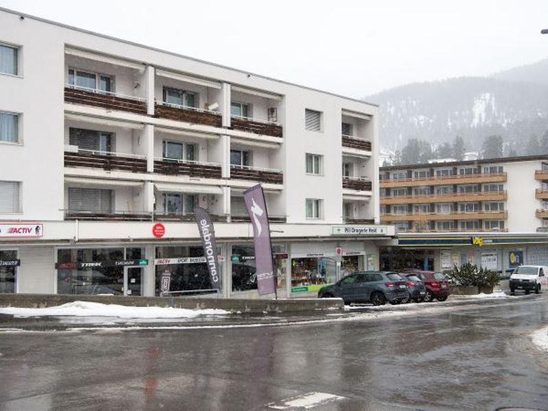 23953690-Ferienwohnung-4-Lenzerheide/Lai-800x600-2