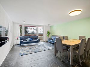 23864053-Ferienwohnung-5-Lenzerheide/Lai-300x225-0