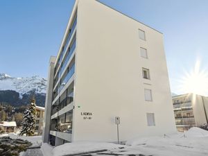 23861258-Ferienwohnung-4-Lenzerheide/Lai-300x225-5